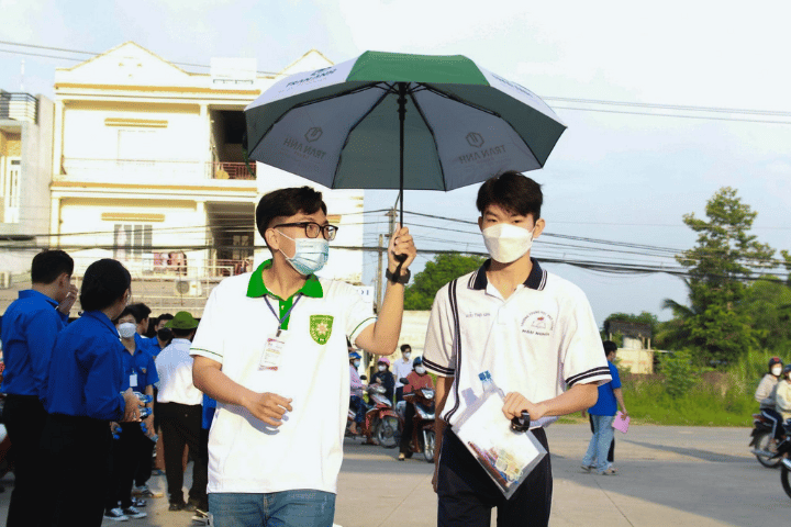 Muôn vàn cách truyền động lực cho sĩ tử mùa thi