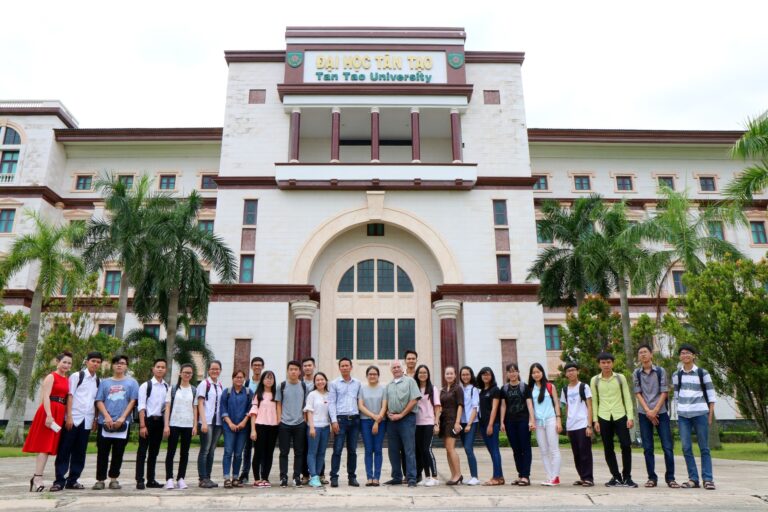 Ưu đãi học phí cho người thân cán bộ nhân viên Tập đoàn Tân Tạo