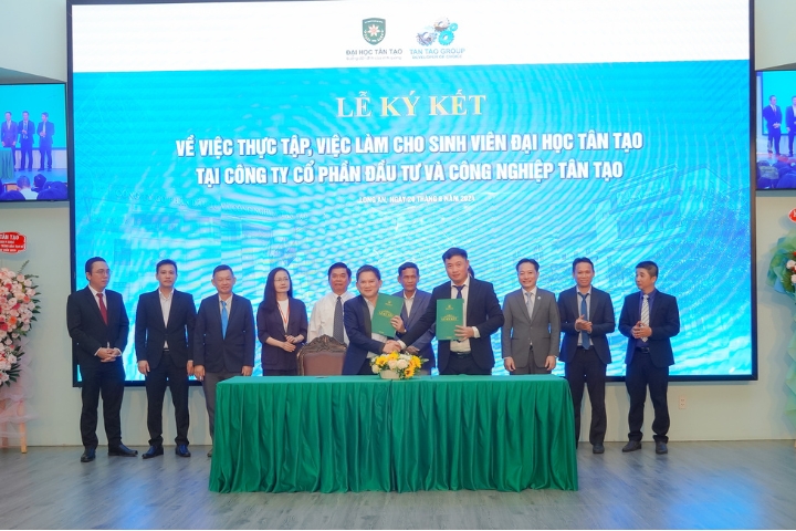 University-Business model: Expanding internship and employment opportunities for students 
